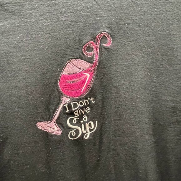 Embroidered T-Shirt "I Don't Give A Sip" Size L - Picture 2 of 4